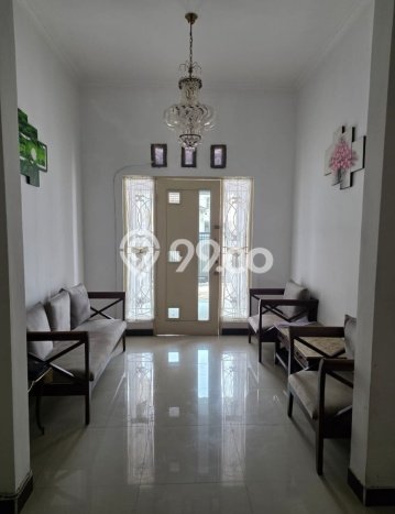 Rumah Bagus Siap Pakai Di Kenjeran Luas 192m2 Lokasi Strategis Rumah Bagus Siap Pakai Di Kenjeran Luas 192m2 Lokasi Strategis