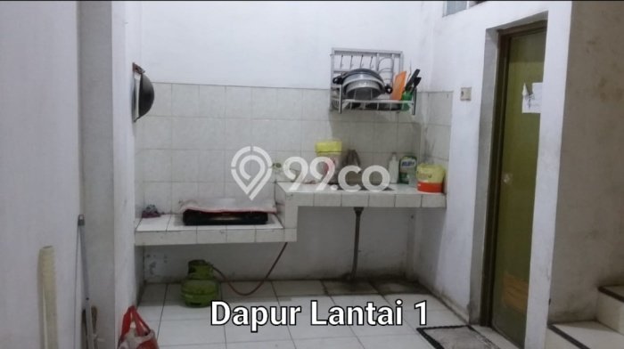 Unit Ruko disewakan di Tambaksari Surabaya dengan LT 82m2 / LB 160m2 Unit Ruko disewakan di Tambaksari Surabaya dengan LT 82m2 / LB 160m2