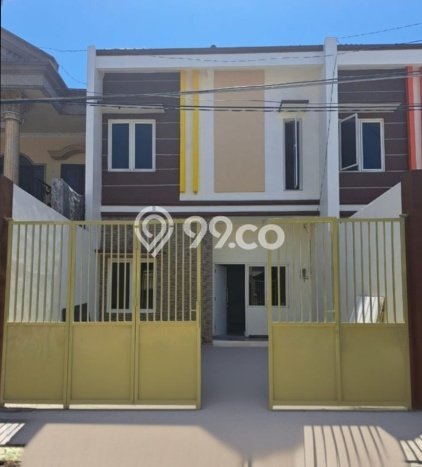 For Sale Hunian Rumah Terawat 4 Kamar di Mulyosari, Surabaya For Sale Hunian Rumah Terawat 4 Kamar di Mulyosari, Surabaya