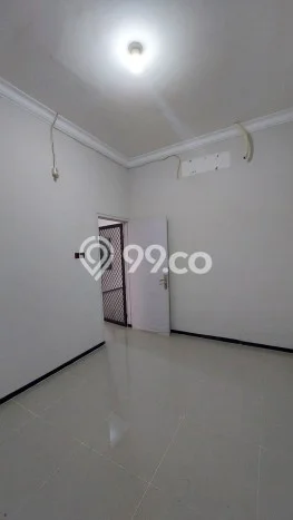 Disewakan! Rumah 3 Kamar Tidur &
2 Kamar Mandi di Mulyosari, Surabaya Disewakan! Rumah 3 Kamar Tidur &
2 Kamar Mandi di Mulyosari, Surabaya