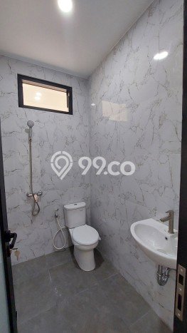 Best Deal Hunian Mewah Ideal dan Luas di Mulyorejo, Surabaya Best Deal Hunian Mewah Ideal dan Luas di Mulyorejo, Surabaya