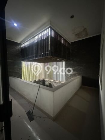 Rumah Mewah LB 450m2 Siap Huni Desain Elegan di Taman Holis Indah, Bandung Rumah Mewah LB 450m2 Siap Huni Desain Elegan di Taman Holis Indah, Bandung