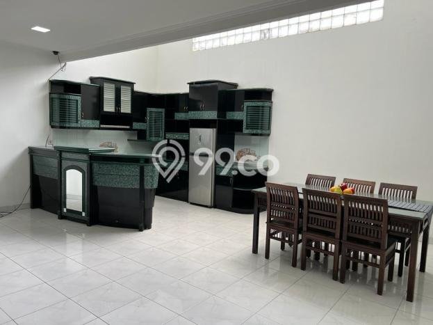 Rumah Elit LB 285m2 Siap Pakai Desain Elegan di Soekarno Hatta, Bandung Rumah Elit LB 285m2 Siap Pakai Desain Elegan di Soekarno Hatta, Bandung