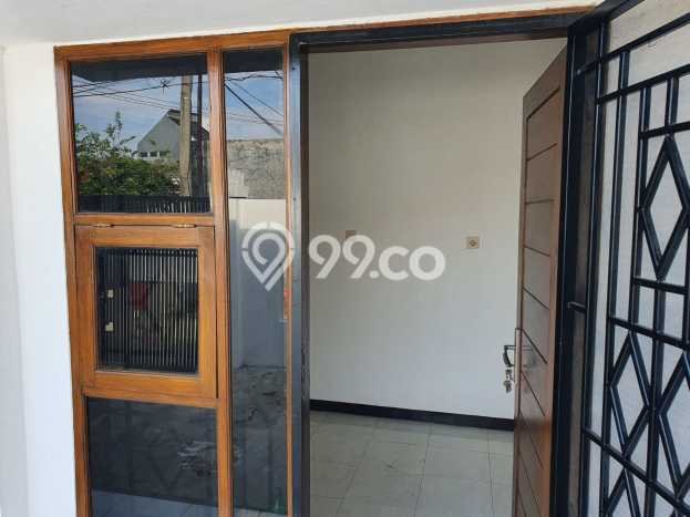 Disewakan Rumah Murah di Kopo Bandung dengan 3 Kamar Tidur Disewakan Rumah Murah di Kopo Bandung dengan 3 Kamar Tidur
