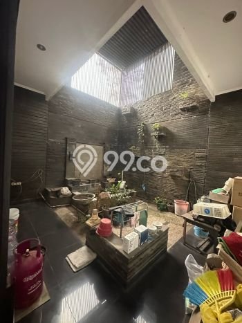 Rumah Mewah LB 450m2 Siap Huni Desain Elegan di Taman Holis Indah, Bandung Rumah Mewah LB 450m2 Siap Huni Desain Elegan di Taman Holis Indah, Bandung