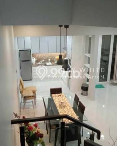 Dijual Rumah Premium dengan Fasilitas Sekitar Lengkap di Kebon Jeruk, Jakarta Barat Dijual Rumah Premium dengan Fasilitas Sekitar Lengkap di Kebon Jeruk, Jakarta Barat