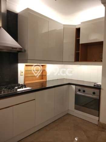 Hunian Apartemen Sewa Siap Huni di Mega Kuningan Jakarta Selatan dengan 4 KT / 4 KM Hunian Apartemen Sewa Siap Huni di Mega Kuningan Jakarta Selatan dengan 4 KT / 4 KM