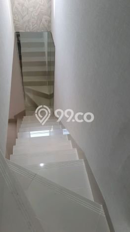 Rumah Luas Asri 3 KT Siap Huni di Rawamangun Jakarta Timur Rumah Luas Asri 3 KT Siap Huni di Rawamangun Jakarta Timur