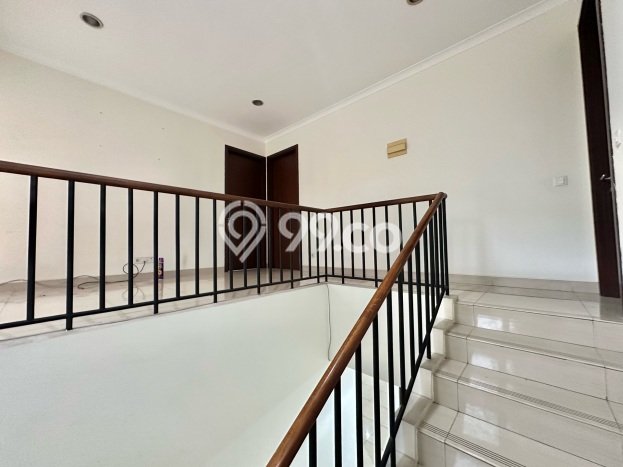 Rumah Luxury Modern Tanpa Renovasi di BSD The Icon Tangerang Rumah Luxury Modern Tanpa Renovasi di BSD The Icon Tangerang