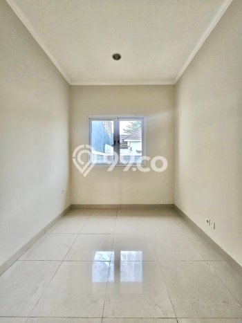 Rumah Elit LB 130m2 Siap Huni Desain Elegan di BSD Green Wich, Tangerang Rumah Elit LB 130m2 Siap Huni Desain Elegan di BSD Green Wich, Tangerang