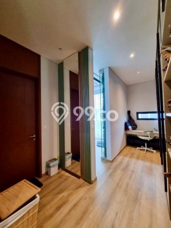 Rumah Mewah LB 545m2 Siap Huni Desain Elegan di BSD City, Tangerang Rumah Mewah LB 545m2 Siap Huni Desain Elegan di BSD City, Tangerang