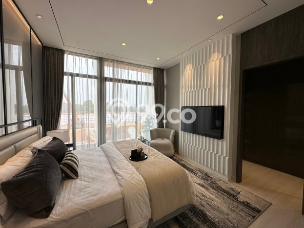 Ready to Use! Luxury House LT 144m2 Desain Elegan di Gading Serpong The Spring Ready to Use! Luxury House LT 144m2 Desain Elegan di Gading Serpong The Spring