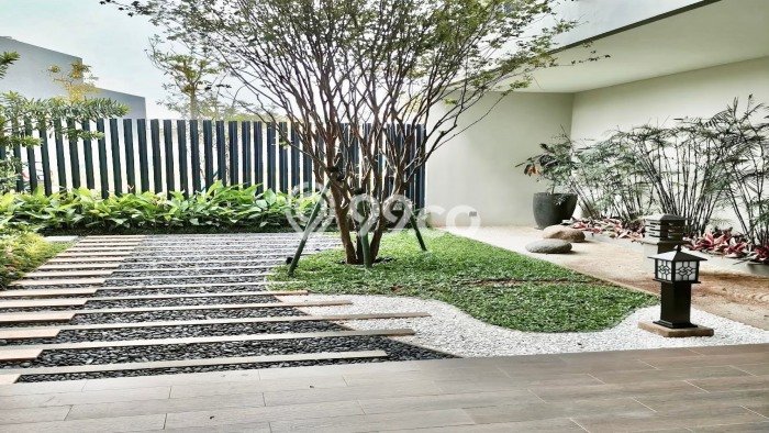 Rumah Luxury Modern Tanpa Renovasi di BSD Tangerang Rumah Luxury Modern Tanpa Renovasi di BSD Tangerang