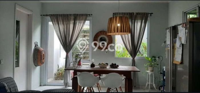 Dijual Rumah Mewah Elegan Dengan View Cantik di BSD City, Tangerang Dijual Rumah Mewah Elegan Dengan View Cantik di BSD City, Tangerang