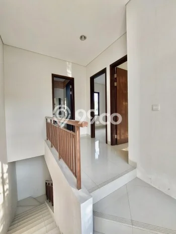 Rumah Elit Modern Siap Huni di BSD City Tangerang Rumah Elit Modern Siap Huni di BSD City Tangerang