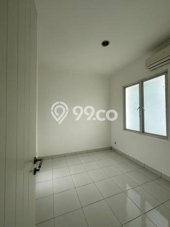 For Sale Hunian Rumah Terawat 3 KT di BSD City, Tangerang For Sale Hunian Rumah Terawat 3 KT di BSD City, Tangerang
