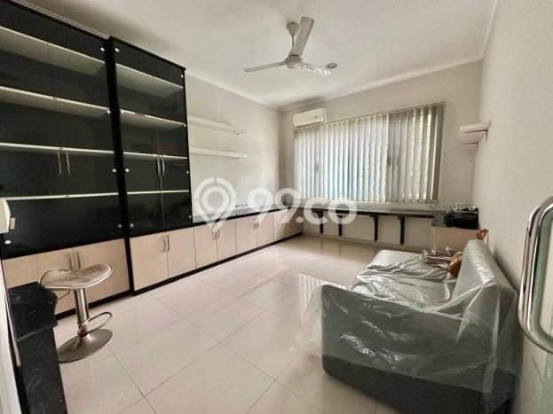 Rumah Mewah LB 310m2 Siap Pakai Desain Elegan di BSD Foresta, Tangerang Rumah Mewah LB 310m2 Siap Pakai Desain Elegan di BSD Foresta, Tangerang