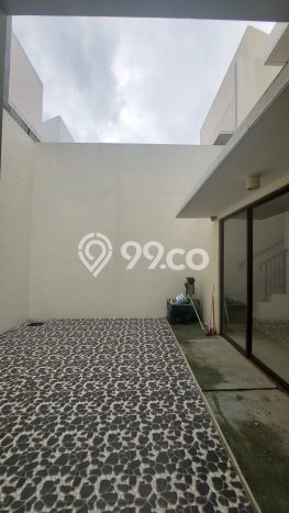 Rumah Luxury Modern Tanpa Renovasi di BSD Ingenia Tangerang Rumah Luxury Modern Tanpa Renovasi di BSD Ingenia Tangerang