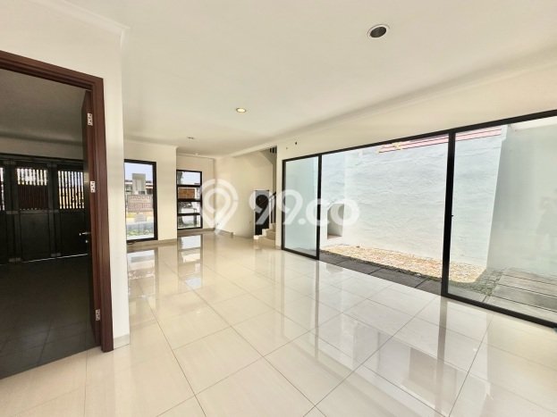 Hunian Mewah LB 153m2 Siap Pakai Desain Elegan di BSD Ingenia, Tangerang Hunian Mewah LB 153m2 Siap Pakai Desain Elegan di BSD Ingenia, Tangerang