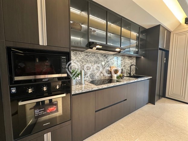 Ready to Use! Premium House LT 162m2 Desain Elegan di BSD City Ready to Use! Premium House LT 162m2 Desain Elegan di BSD City