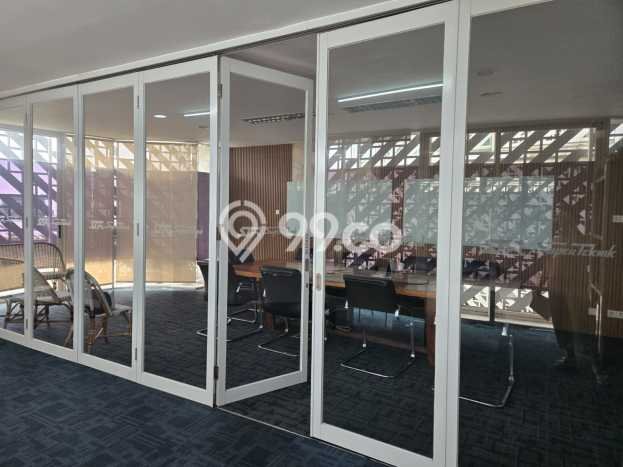Kantor Dijual di Prime Area Tangerang Luas 739m2 Kantor Dijual di Prime Area Tangerang Luas 739m2