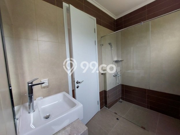 Rumah Mewah LB 196m2 Siap Huni Desain Elegan di BSD Ingenia, Tangerang Rumah Mewah LB 196m2 Siap Huni Desain Elegan di BSD Ingenia, Tangerang