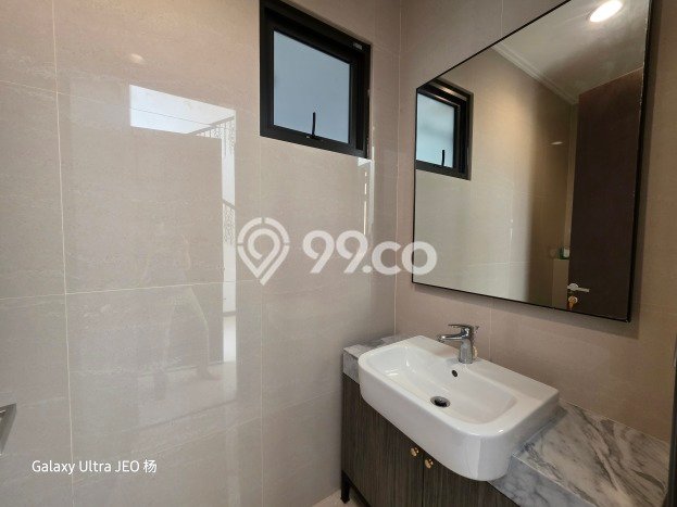 Dijual Rumah Luas Megah Dengan View Cantik di BSD City, Tangerang Dijual Rumah Luas Megah Dengan View Cantik di BSD City, Tangerang