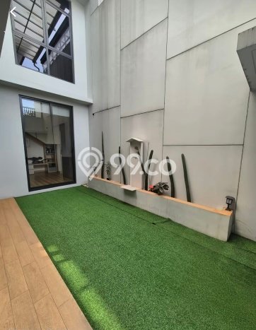 Rumah Nyaman 4 KT LB 242m2 Kondisi Bagus di BSD Rumah Nyaman 4 KT LB 242m2 Kondisi Bagus di BSD