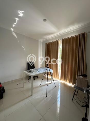 Hunian Mewah LB 175m2 Siap Huni Desain Elegan di Gading Serpong, Tangerang Hunian Mewah LB 175m2 Siap Huni Desain Elegan di Gading Serpong, Tangerang