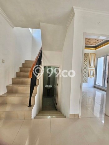 Rumah Luas Asri 3 KT Siap Huni di Gading Serpong Tangerang Rumah Luas Asri 3 KT Siap Huni di Gading Serpong Tangerang