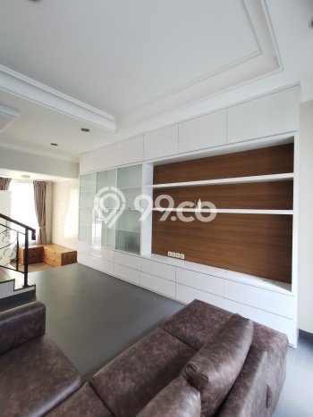 Hunian Elit LB 130m2 Siap Huni Desain Elegan di BSD Green Wich, Tangerang Hunian Elit LB 130m2 Siap Huni Desain Elegan di BSD Green Wich, Tangerang