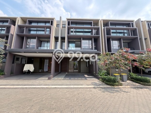 Hunian Mewah LB 242m2 Siap Pakai Desain Elegan di BSD City, Tangerang Hunian Mewah LB 242m2 Siap Pakai Desain Elegan di BSD City, Tangerang