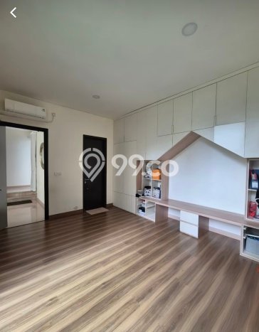 Rumah Nyaman 4 KT LB 242m2 Kondisi Bagus di BSD Rumah Nyaman 4 KT LB 242m2 Kondisi Bagus di BSD