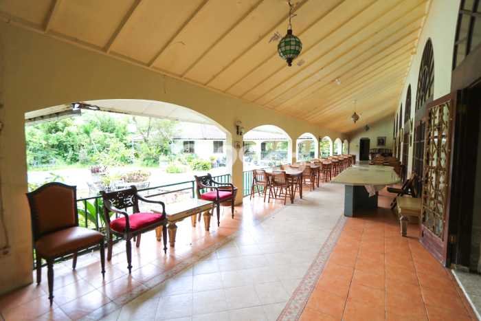 Vila Premium Kawasan Cipanas, Ukuran 11000m2m², Dekat ke berbagai keperluan Vila Premium Kawasan Cipanas, Ukuran 11000m2m², Dekat ke berbagai keperluan
