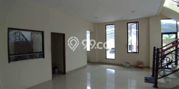Kantor Usaha Dijual di Pondok Aren Tangerang Selatan LT 1415m2 & LB 2000m2 Kantor Usaha Dijual di Pondok Aren Tangerang Selatan LT 1415m2 & LB 2000m2