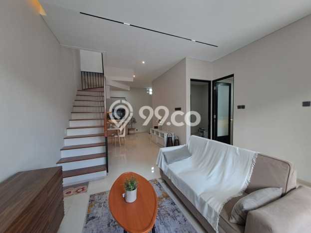 Dijual Hunian Rumah Nyaman 5 Kamar di BSD City, Tangerang Dijual Hunian Rumah Nyaman 5 Kamar di BSD City, Tangerang