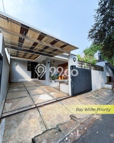 Dijual Rumah Mewah Elegan Dengan View Cantik di Bintaro, Tangerang Selatan Dijual Rumah Mewah Elegan Dengan View Cantik di Bintaro, Tangerang Selatan