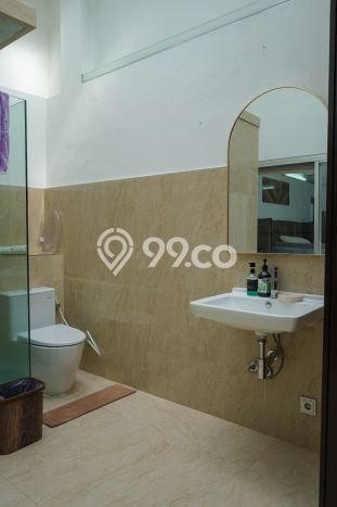 Ready to Use! Premium House LT 264m2 Desain Modern di Cigadung Ready to Use! Premium House LT 264m2 Desain Modern di Cigadung