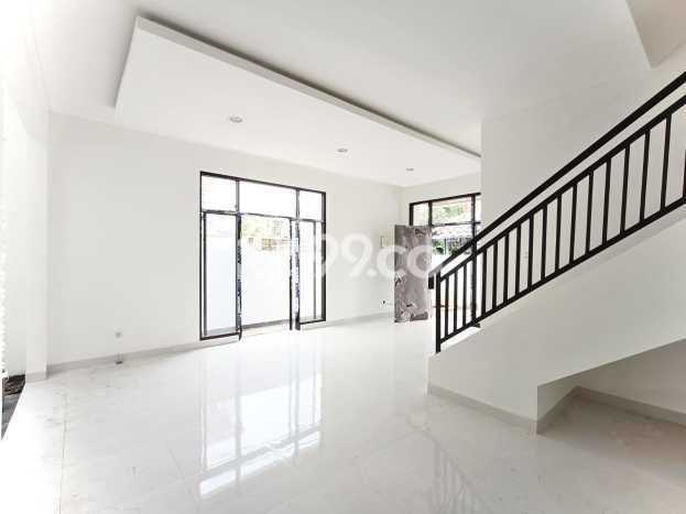 Jual Rumah Minimalis Bagus Punya 4 KT di Serpong Tangerang Selatan SHM Jual Rumah Minimalis Bagus Punya 4 KT di Serpong Tangerang Selatan SHM