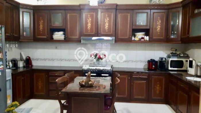 Dijual Rumah Mewah Elegan Dengan View Eksklusif di Bintaro, Jakarta Selatan Dijual Rumah Mewah Elegan Dengan View Eksklusif di Bintaro, Jakarta Selatan