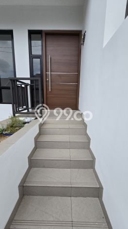 For Sale Hunian Rumah Terawat 3 KT di BSD, Tangerang For Sale Hunian Rumah Terawat 3 KT di BSD, Tangerang