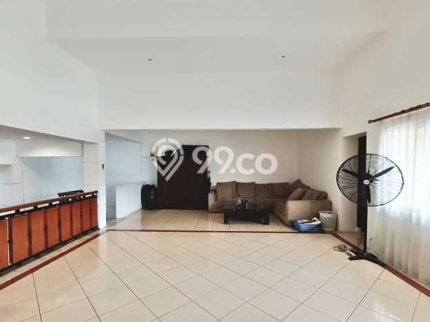 Rumah Luxury Modern Tanpa Renovasi di Bintaro Tangerang Selatan Rumah Luxury Modern Tanpa Renovasi di Bintaro Tangerang Selatan
