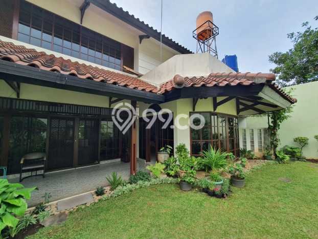 Rumah Elit Modern Siap Huni di Bintaro Jakarta Selatan Rumah Elit Modern Siap Huni di Bintaro Jakarta Selatan