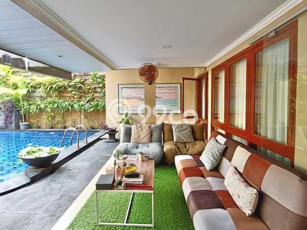 Rumah Luxury Modern Tanpa Renovasi di Bintaro Tangerang Selatan Rumah Luxury Modern Tanpa Renovasi di Bintaro Tangerang Selatan