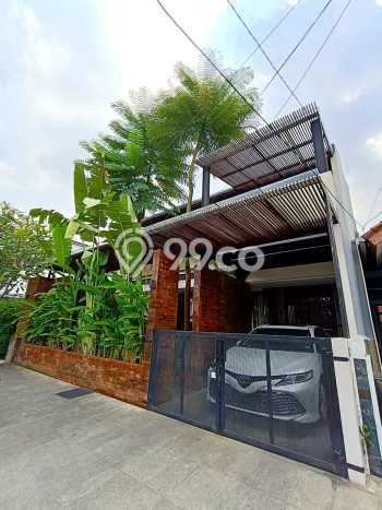Ready to Use! Premium House LT 200m2 Desain Elegan di Bintaro Ready to Use! Premium House LT 200m2 Desain Elegan di Bintaro