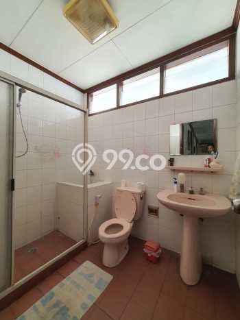 Rumah Elit Modern Siap Huni di Bintaro Jakarta Selatan Rumah Elit Modern Siap Huni di Bintaro Jakarta Selatan