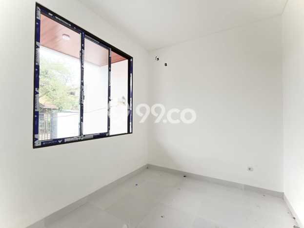 Jual Rumah Minimalis Bagus Punya 4 KT di Serpong Tangerang Selatan SHM Jual Rumah Minimalis Bagus Punya 4 KT di Serpong Tangerang Selatan SHM