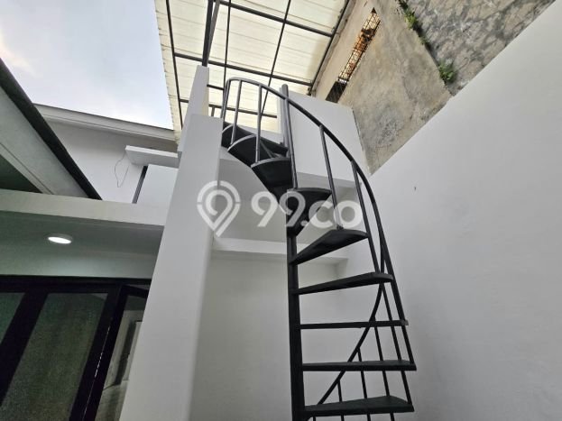Dijual Rumah Mewah Elegan Dengan View Cantik di Bintaro, Tangerang Selatan Dijual Rumah Mewah Elegan Dengan View Cantik di Bintaro, Tangerang Selatan