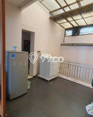 Rumah Mewah LB 360m2 Siap Pakai Desain Elegan di Bintaro, Jakarta Selatan Rumah Mewah LB 360m2 Siap Pakai Desain Elegan di Bintaro, Jakarta Selatan