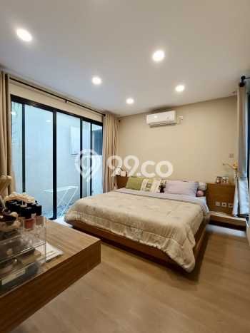 Ready to Use! Premium House LT 200m2 Desain Elegan di Bintaro Ready to Use! Premium House LT 200m2 Desain Elegan di Bintaro